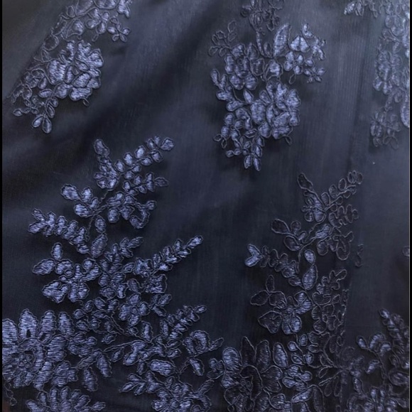 Prom dress - Picture 4 of 10